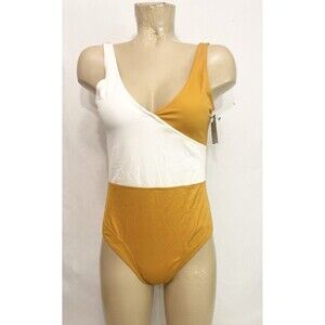 NWT Cupshe Swimsuit M Medium Bathing Suit One Piece White Beige Swim Suit